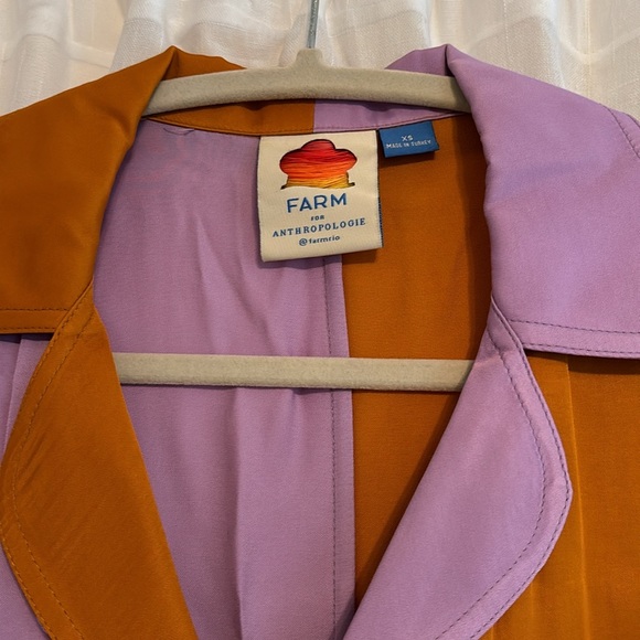 EUC! ✨ Farm Rio Statement Buttondown - Picture 3 of 4